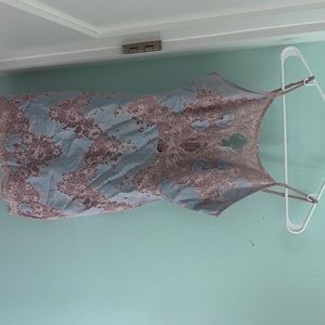 Impeccable pig lace cocktail dress